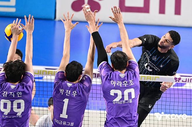 현대캐피탈과 우리카드의 경기 장면 [한국배구연맹 제공. 재판매 및 DB 금지]