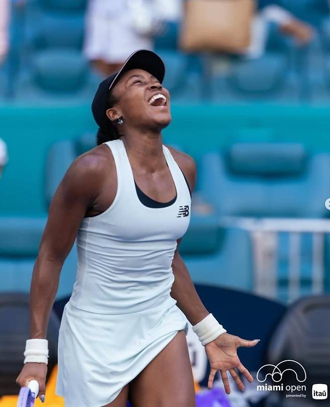 결승 진출이 확정된 후 기뻐하는 코코 고프. 마이애미오픈 SNS
