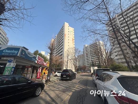 창동주공3단지 단지 내부 모습이 보이고 있다. 2026.03.26. [사진=김민지 기자]