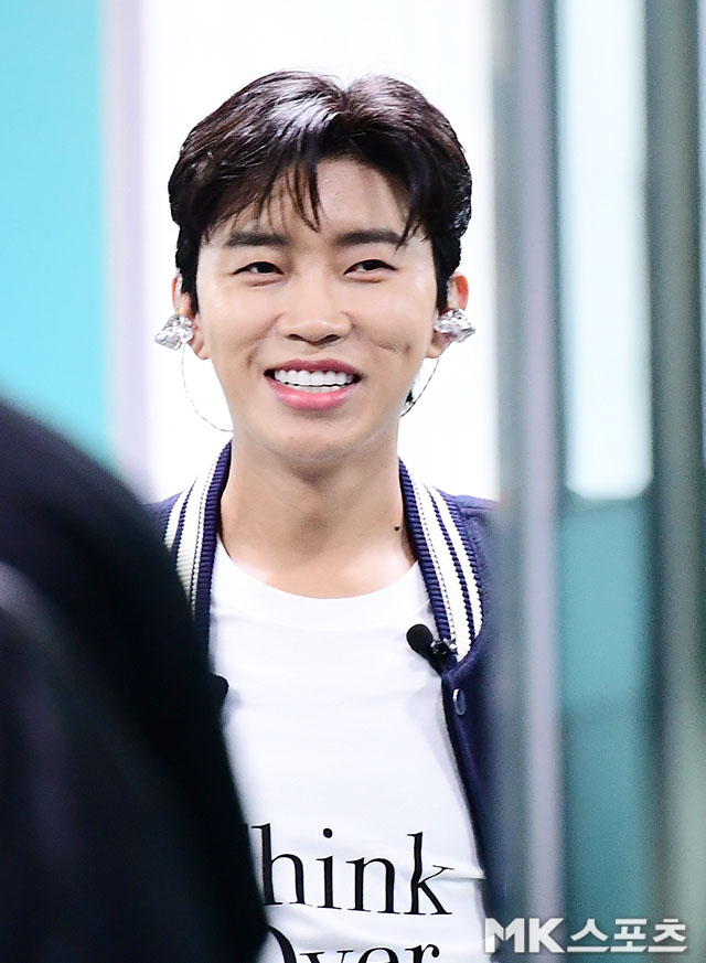 가수 임영웅이 국내 최대 음원 플랫폼 멜론(Melon)에서 그룹 방탄소년단(BTS)이 보유했던 역대 누적 스트리밍 1위 기록을 갈아치웠다. / 사진 = 김영구 기자