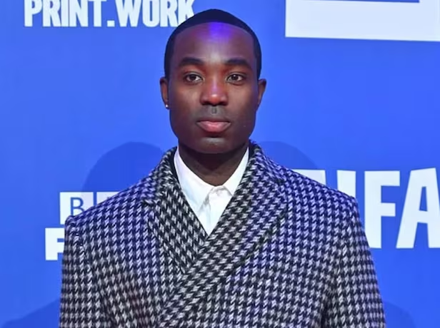 스네이프 교수 역에 발탁된 배우 파파 에시두. 본인 SNS