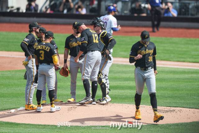 폴 스킨스가 단 1이닝도 채우지 못하고 강판당했다./게티이미지코리아