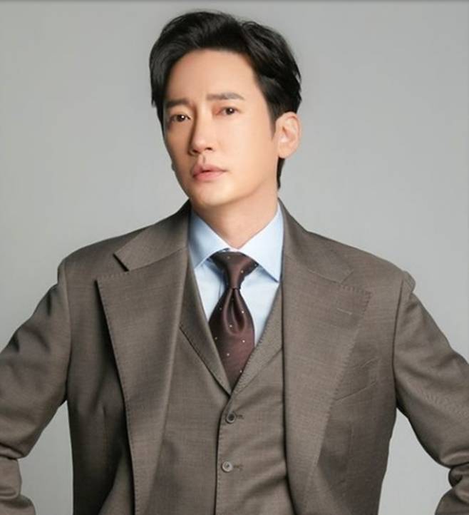 이상보가 세상을 떠났다