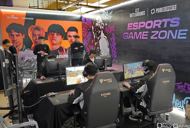 간단한 경쟁 플레이를 즐길 수 있던 게임 존.