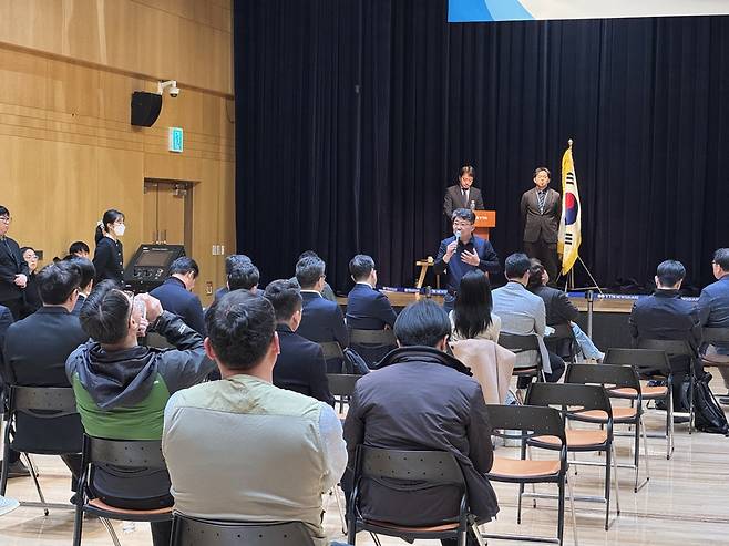 전국언론노동조합 YTN지부가 27일 오전 서울 마포구 YTN사옥에서 이사 선임 철회를 촉구하는 결의대회를 진행한 가운데 이날 주주총회장 모습. /언론노조 YTN지부 제공