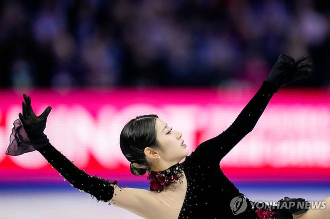 연기 펼치는 이해인 [AP=연합뉴스]