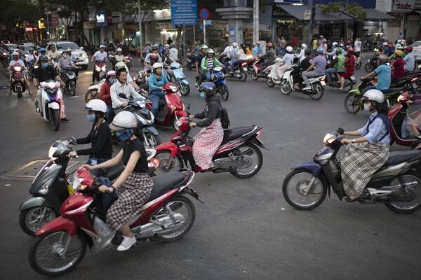 베트남 정부는 휘발유 환경세 면제를 발표했다. 클립아트코리아