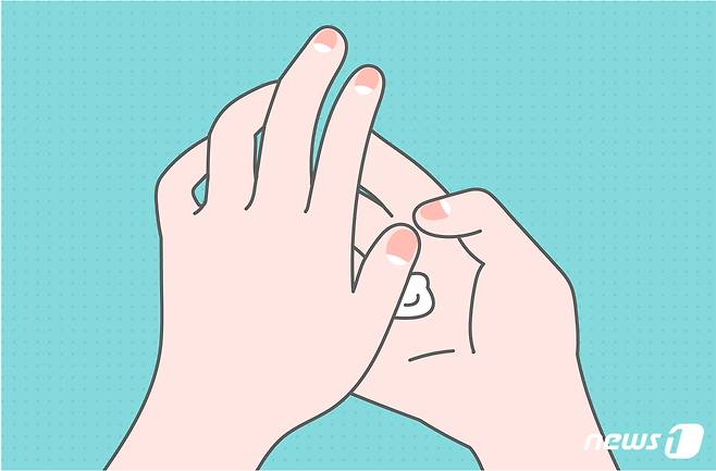 피부암을 단순 점으로 오진하거나 시술 부작용 사례도 늘고 있다는 피부과 의사들의 우려가 제기됐다.