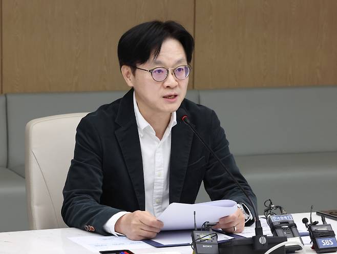 김정관 산업통상부 장관이 GM의 한국GM 투자에 대해 입을 열었다. 연합뉴스