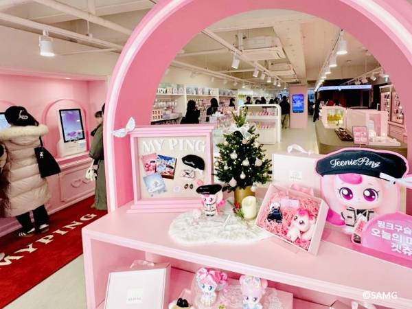 SAMG엔터, 더티니핑 성수 매장 내부.&nbsp;ⓒSAMG엔터