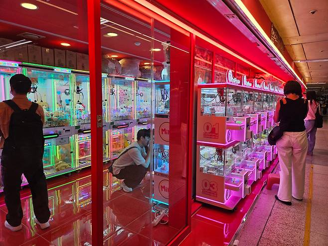 서울 시내의 한 무인 인형뽑기 가게/조선DB