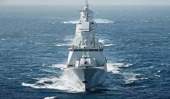 중국 인민해방군 해군이 보유한 차세대 호위함인 054B형 2번함 ‘친저우함’. 중국중앙텔레비전(CCTV) 군사 채널 갈무리