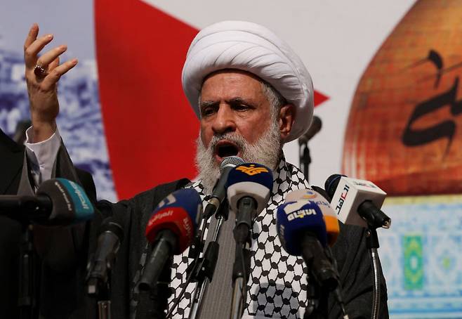 나임 카셈 헤즈볼라 사무총장이 지난 2023년 집회에서 연설하고 있다. 로이터