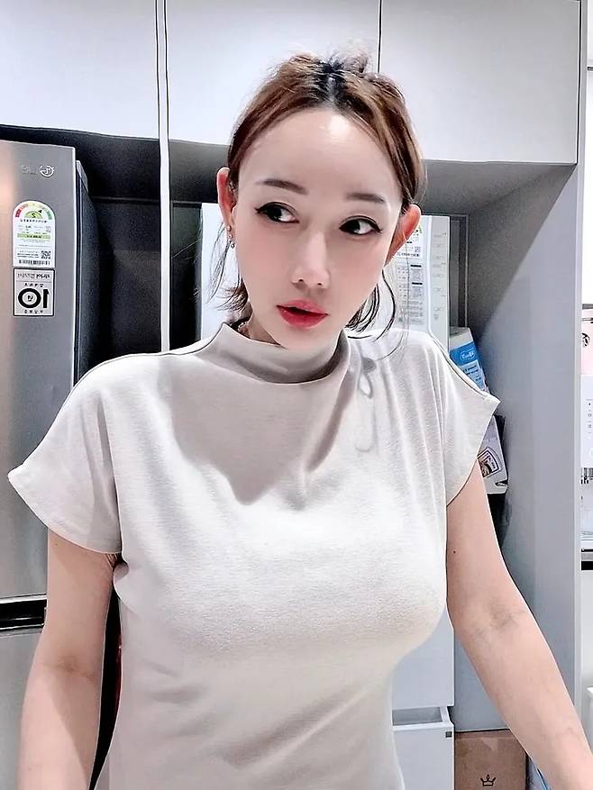 김별 소셜미디어