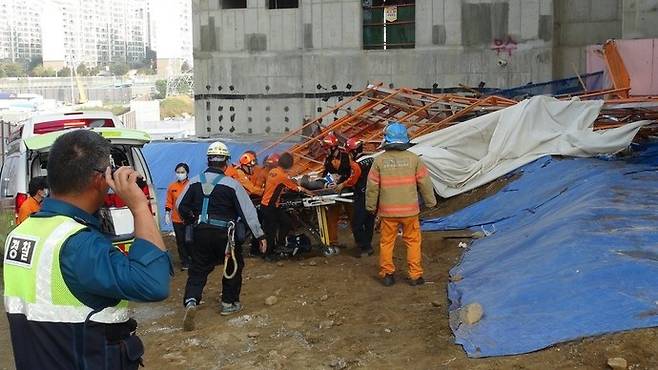 지난 2016년 10월 19일 추락사고가 발생한 경기도 광주시 한 아파트 공사현장. 사진=경기도재난안전본부