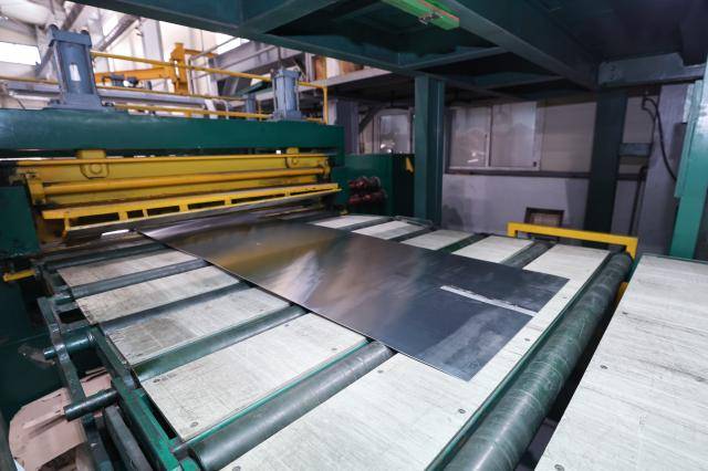 이란 사태로 중동산 알루미늄 공급이 제한되며 알루미늄 가격이 폭등하고 있다. [사진=연합뉴스]