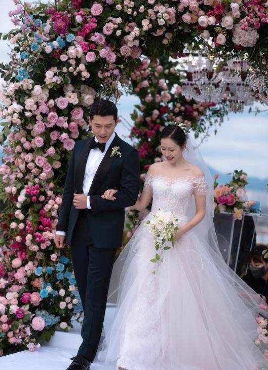 사진=손예진 SNS