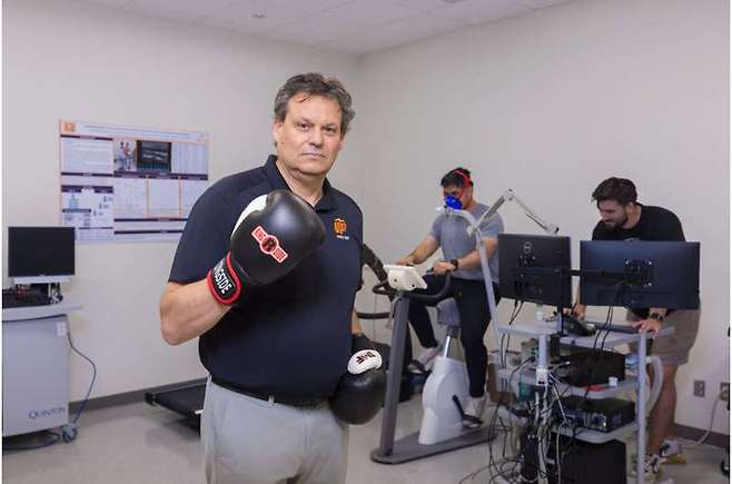 アルバロ・グロビッチ・アメリカ・テキサス・エルパ小隊（UTEP）物理療法および運動科学科博士。写真=テキサスエルパ小隊。
