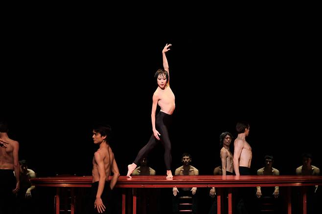 베자르 발레 로잔의 '볼레로(Boléro)'. © BBL - Admill Kuyler