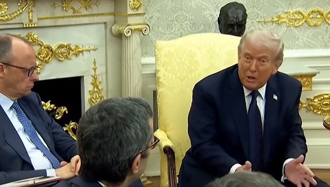 도널드 트럼프 대통령