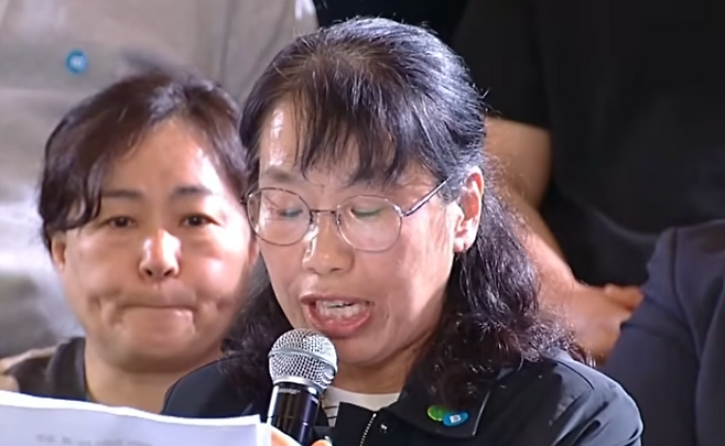 제주 타운홀 미팅에 참석한 세월호 의인 김동수씨 아내 김형숙씨