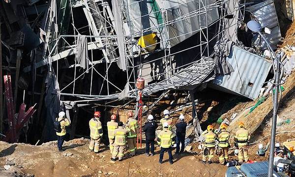 지난해 4월&nbsp;광명시 일직동 신안산선 복선전철 5-2공구에서 일어난&nbsp;지하터널 붕괴 사고. 연합뉴스