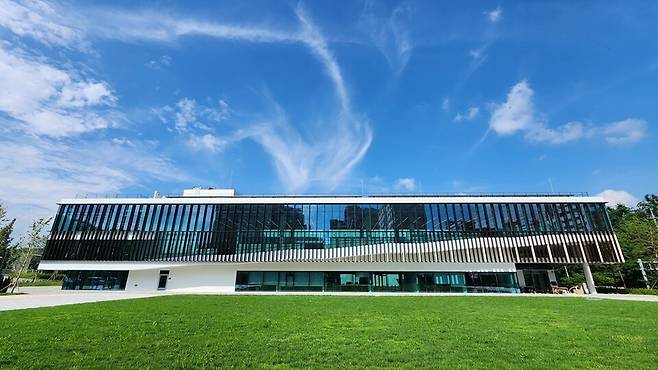 파주시 문산도서관 전경 Ⓒ파주시청 제공