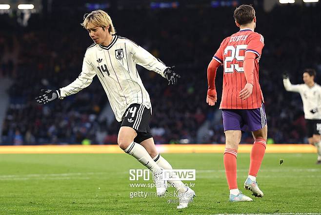 ▲ 4월 웸블리 원정은 단순한 친선전이 아니라 일본이 세계 축구 무대에서 어떤 단계에 서 있는지를 증명하는 첫 번째 시험 무대가 된다. 브라질을 넘어선 일본이 이제 잉글랜드를 상대로 역사적인 첫 승까지 노릴 수 있을지 관심이 쏠린다.
