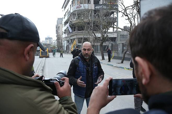 폭격으로 파괴된 이란 수도 테헤란의 건물 [신화 연합뉴스 자료사진]