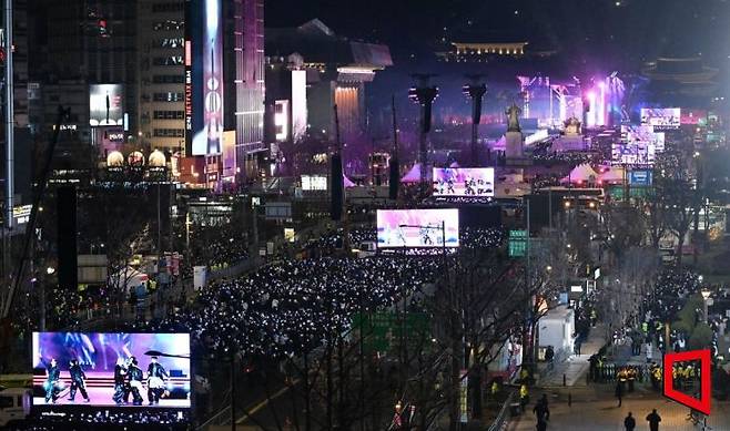 지난달 21일 광화문이라는 상징적 공간에서 열린 방탄소년단(BTS)의 공연은 서울이 지속 가능한 도시라는 사실을 보여줬다. 사진공동취재단