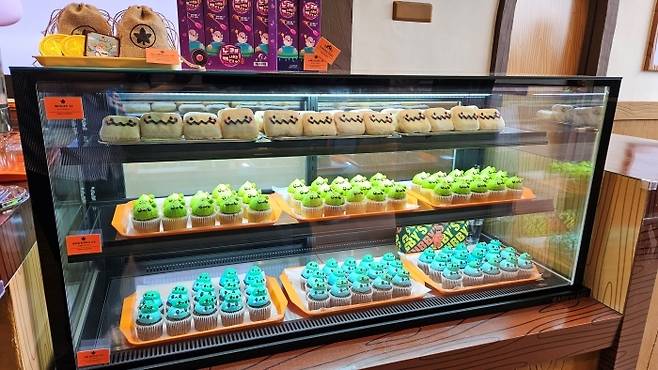 몬스터를 모티브로 한 음식들. 먹기 아까울 정도로 귀엽다.