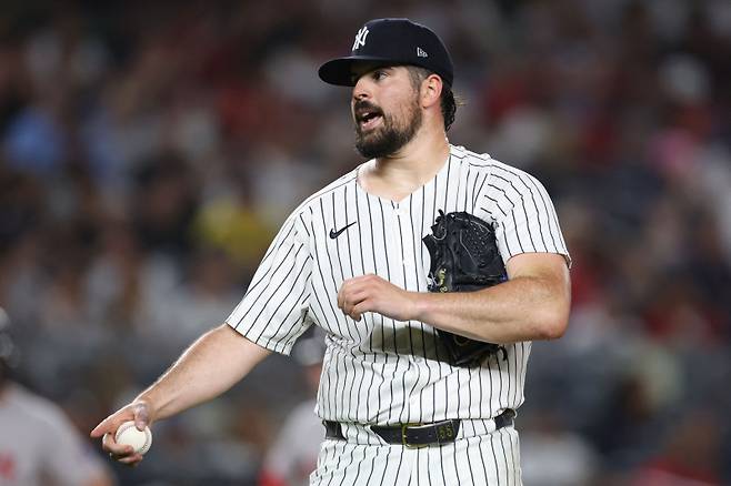 <yonhap photo-3189="">팔꿈치 수술에서 회복 중 햄스트링을 다친 뉴욕 양키스의 카를로스 로돈. [AFP=연합뉴스]</yonhap>