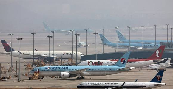 인천공항 전망대에서 바라본 인천국제공항 계류장. [사진=연합뉴스]