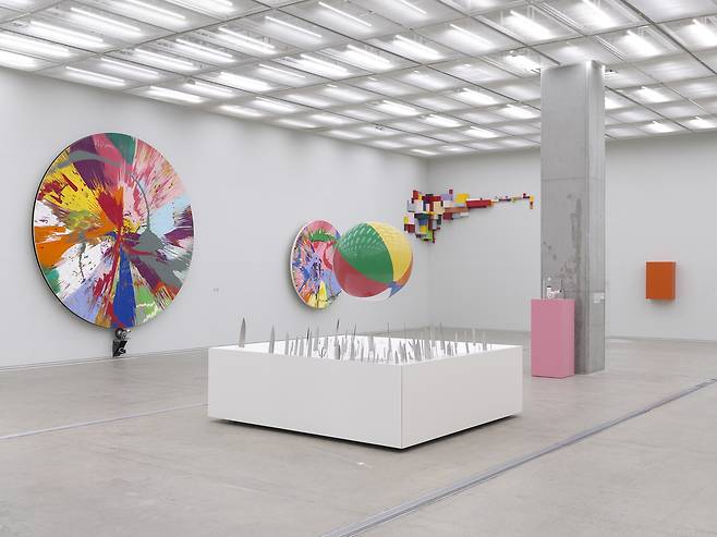 Damien Hirst's first large-scale survey in Asia, “Nothing Is True But Everything Is Possible,” is on display at the National Museum of Modern and Contemporary Art in Jongno District, central Seoul, on March 19. [MMCA]