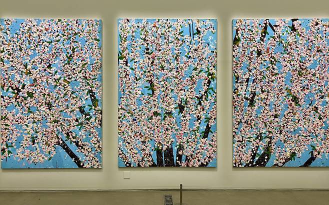"The New Arrivals of Blossom" (2019) [LEE JIAN]