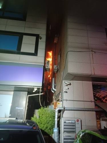 원룸 화재 현장. [경기도소방재난본부]