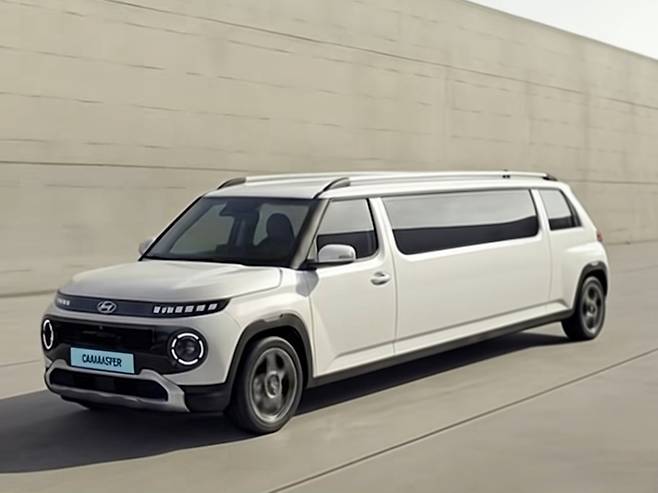 현대차가 SNS에서 만우절날 공개한 캐스퍼 일렉트릭의 고급 리무진 ‘CAAAAASPER’. [현대차 SNS 갈무리]