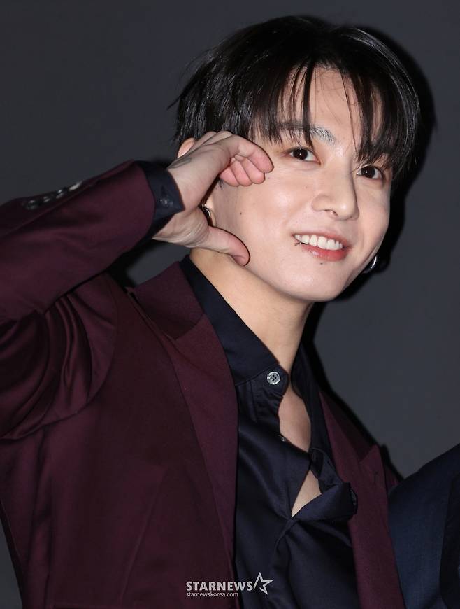 (서울=뉴스1) 권현진 기자 = 방탄소년단(BTS) 정국이 2026년 2월 12일 오후 서울 강남구 위블로 매장에서 열린 포토콜 행사에서 포즈를 취하고 있다. (공동취재) 2026.2.12/뉴스1  Copyright (C) 뉴스1. All rights reserved. 무단 전재 및 재배포,  AI학습 이용 금지. /사진=(서울=뉴스1) 권현진 기자