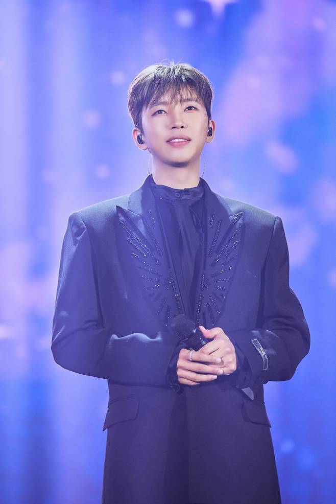 '음원 강자' 임영웅, 빌보드 코리아 '핫 100' 차트 싹쓸이..18주 연속 대기록