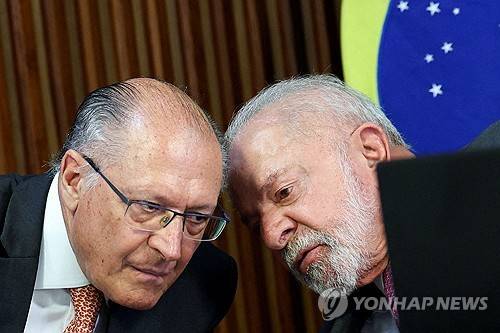 알크민 부통령(왼쪽)과 룰라 대통령 [로이터=연합뉴스]