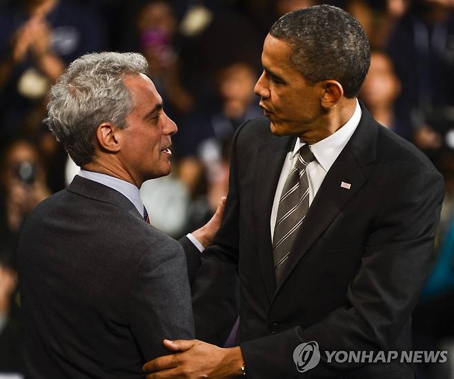 2013년 오바마 당시 대통령과 이매뉴얼(왼쪽) [EPA 연합뉴스 자료사진. 재판매 및 DB 금지]