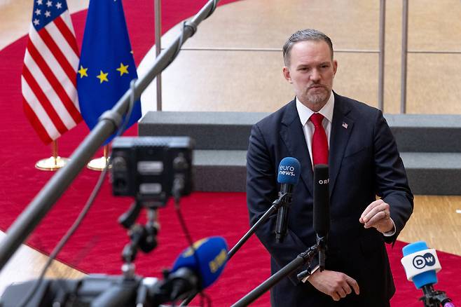 제이미슨 그리어 미국 무역대표부(USTR) 대표가 지난해 11월 24일(현지시간) 벨기에 브뤼셀에서 기자회견을 하고 있다. 브뤼셀/AP뉴시스