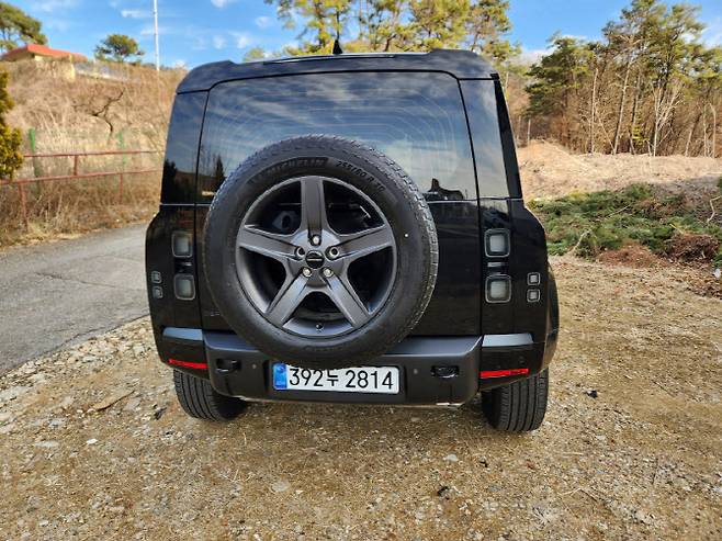 뉴 디펜더 110 (사진=이데일리 이배운 기자)