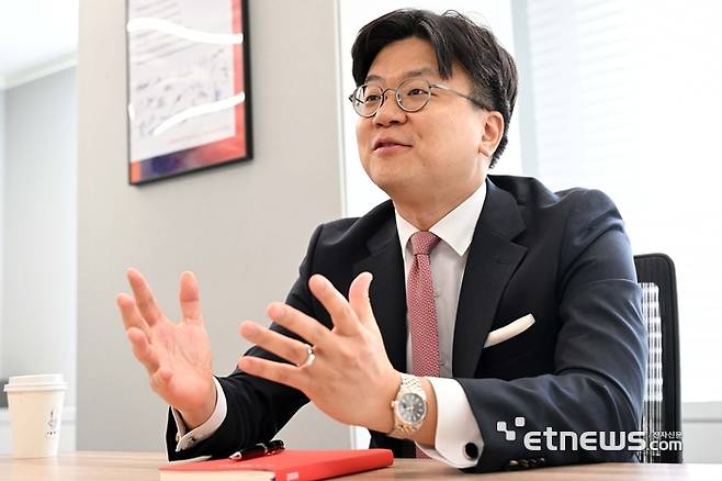 강동윤 아우모비오코리아 대표