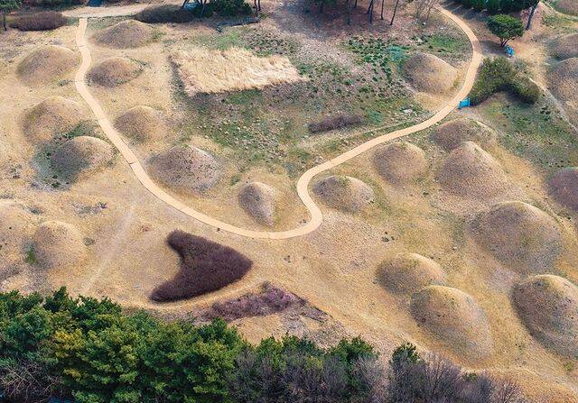 경산휴게소 바로 옆 압독국 유적인 신상리고분군