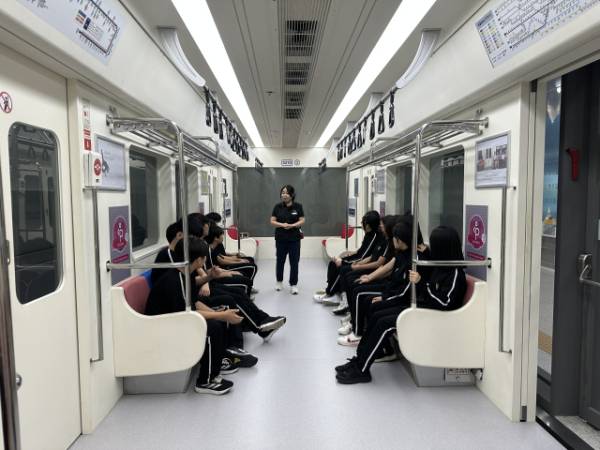 교통안전 지하철. 안전교육관 제공