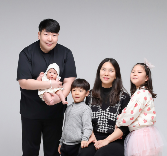 세 아이를 둔 김겸씨(38)는 2월20일 뇌사 장기기증으로 7명의 생명을 살리고 세상을 떠났다. 한국장기조직기증원