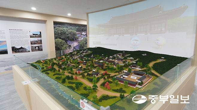 월곶생활문화센터 내 2층 통진도호부전시실. 유승혜 여행작가