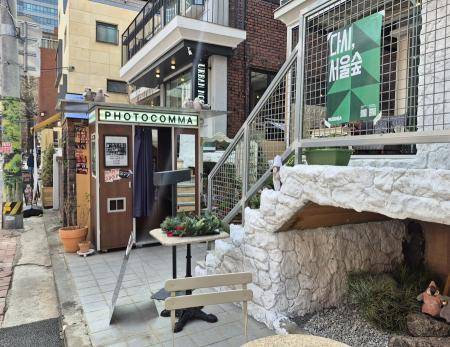 무신사의 '다시 서울숲' 프로젝트의 '체크인 이벤트'에는 패션 스토어와 F&B 제휴처 등 총 24개 브랜드와 협업해 운영된다. /사진= MTN 최유빈 기자