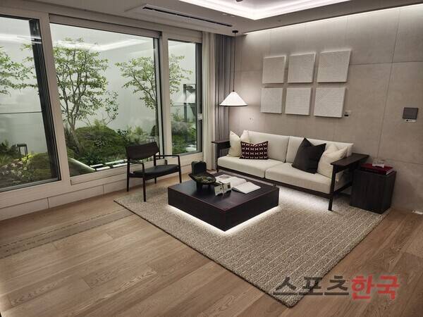 84㎡A 거실 전경 ⓒ홍여정 기자